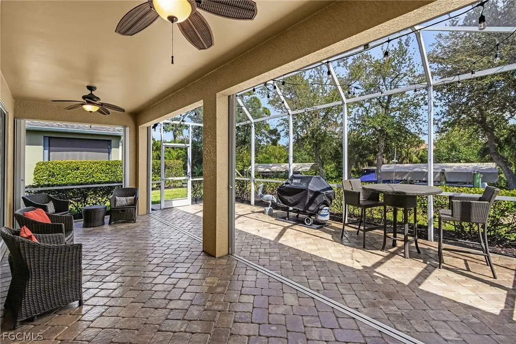 9262 Palm Island Circle North Fort Myers FL 33903