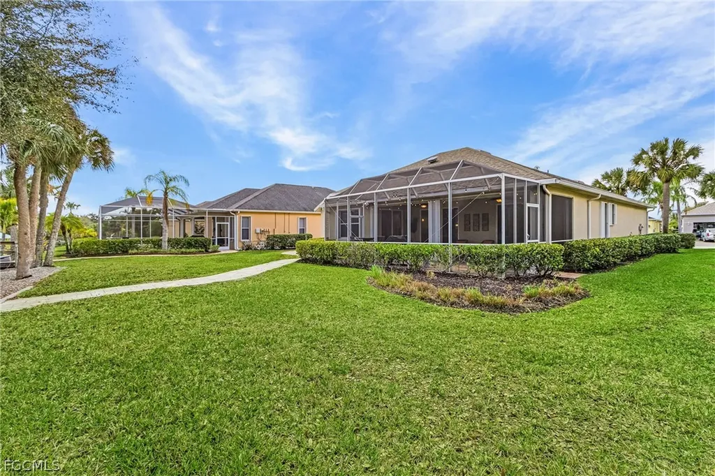9262 Palm Island Circle North Fort Myers FL 33903