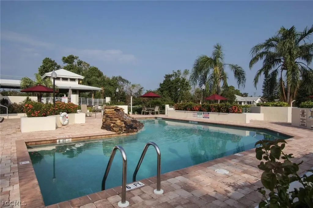 9262 Palm Island Circle North Fort Myers FL 33903