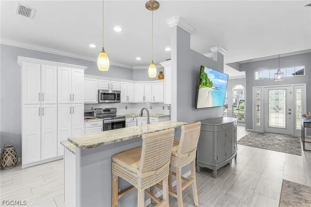 9262 Palm Island Circle North Fort Myers FL 33903