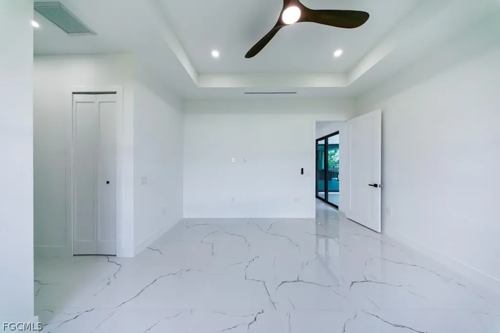 2716 NW 4th Place Cape Coral FL 33993