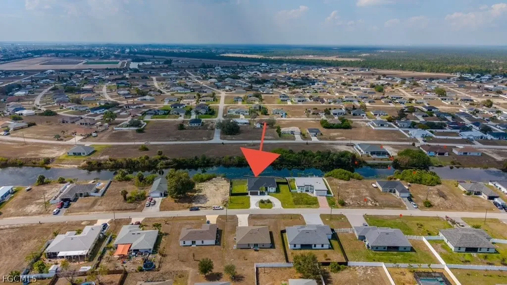 2716 NW 4th Place Cape Coral FL 33993