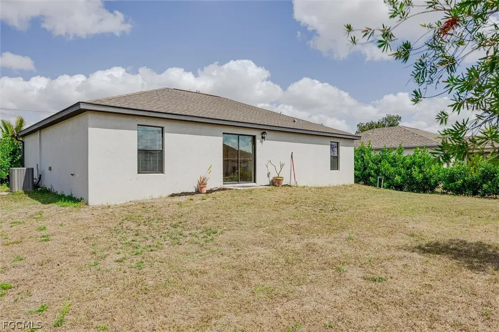 336 NE 30th Terrace Cape Coral FL 33909