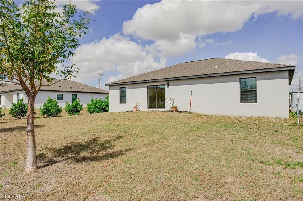336 NE 30th Terrace Cape Coral FL 33909