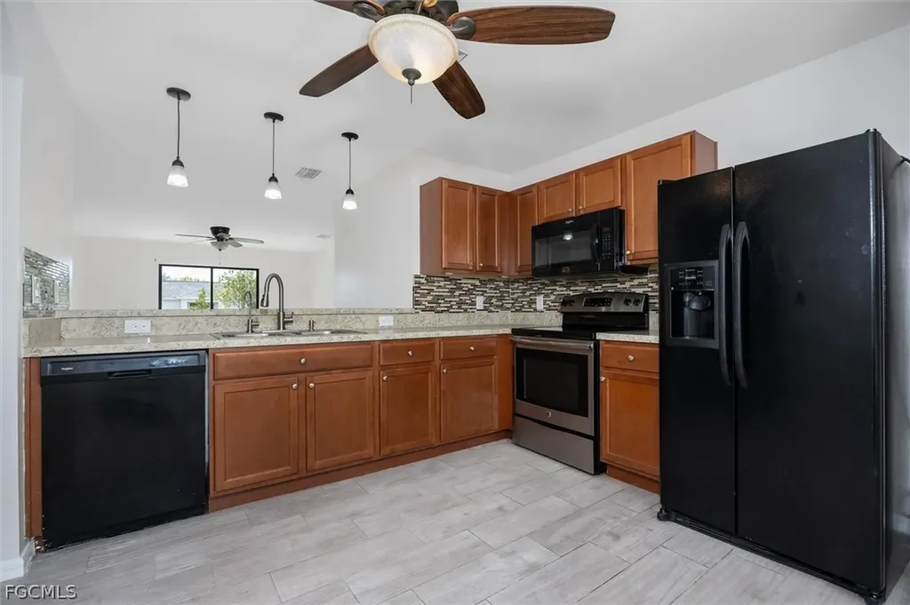 336 NE 30th Terrace Cape Coral FL 33909