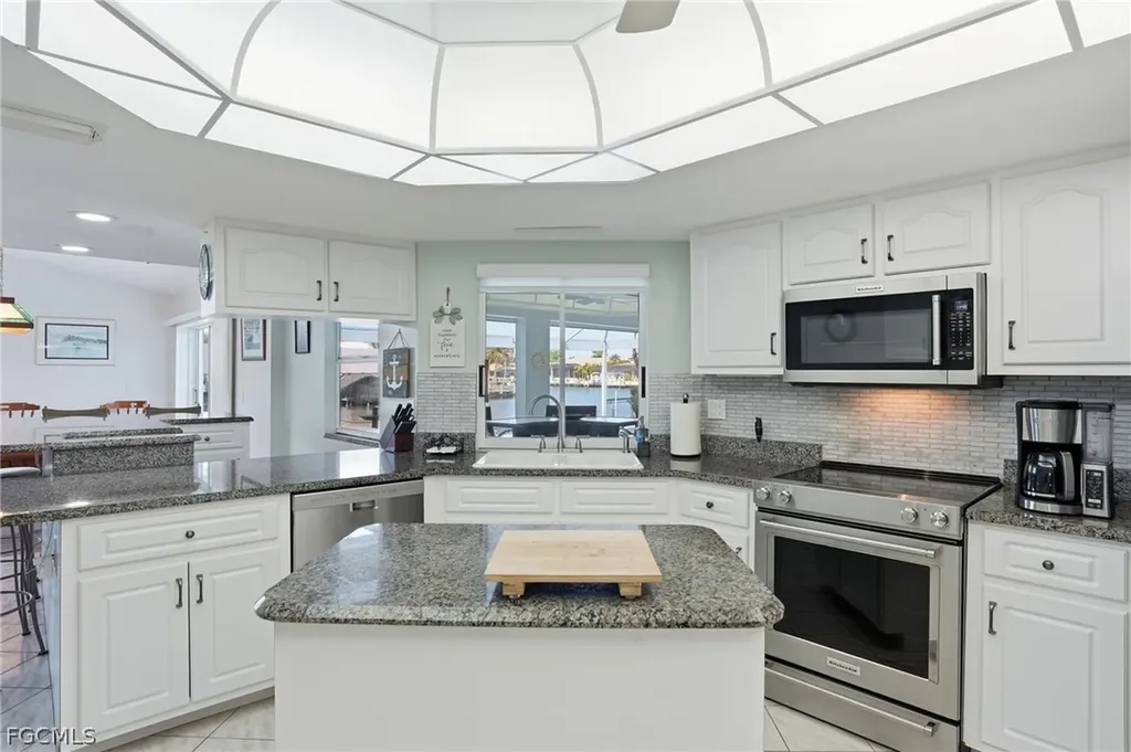 5316 SW 24th Place Cape Coral FL 33914
