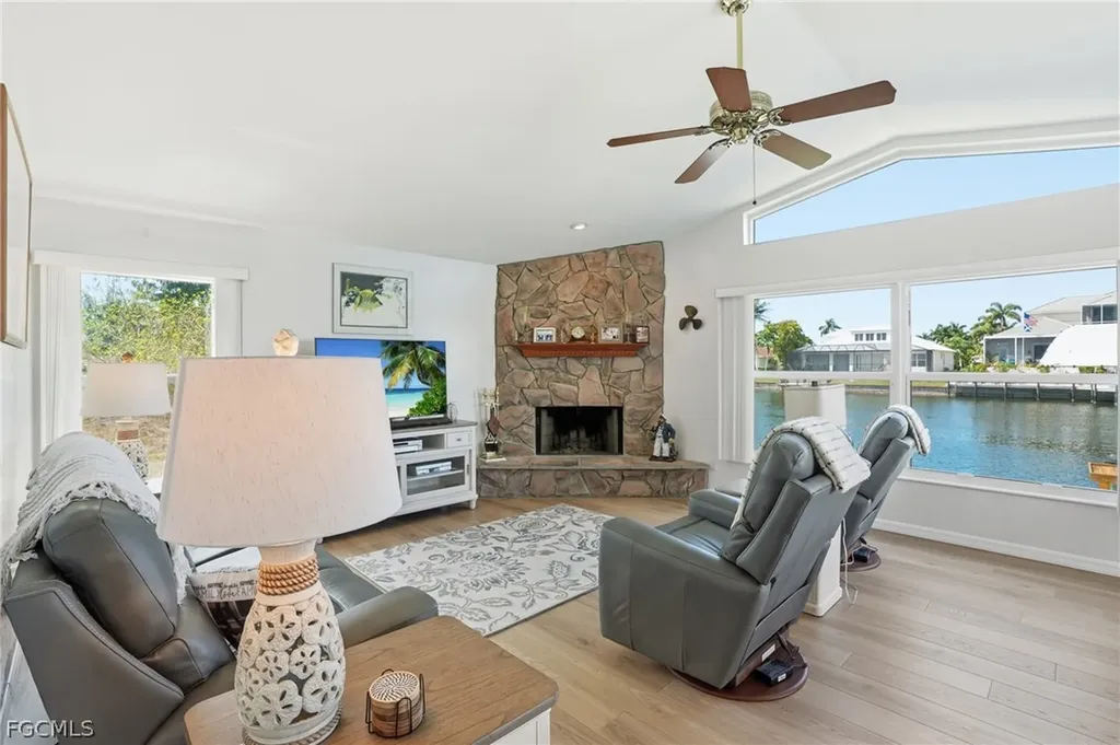 5316 SW 24th Place Cape Coral FL 33914