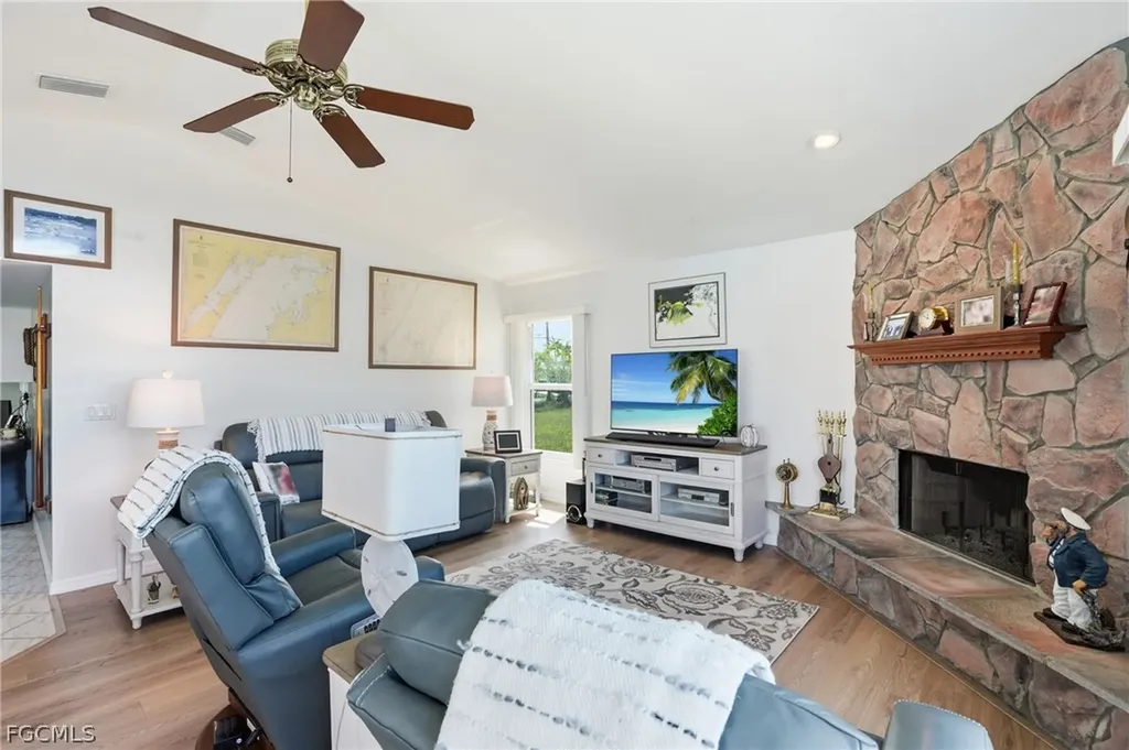 5316 SW 24th Place Cape Coral FL 33914