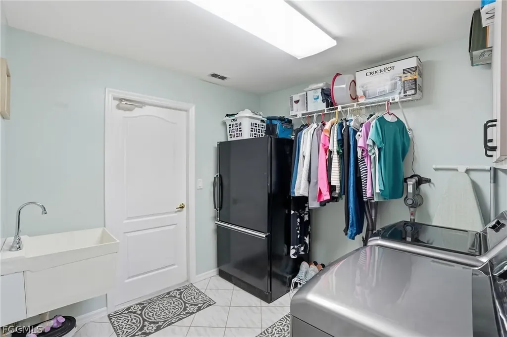 5316 SW 24th Place Cape Coral FL 33914