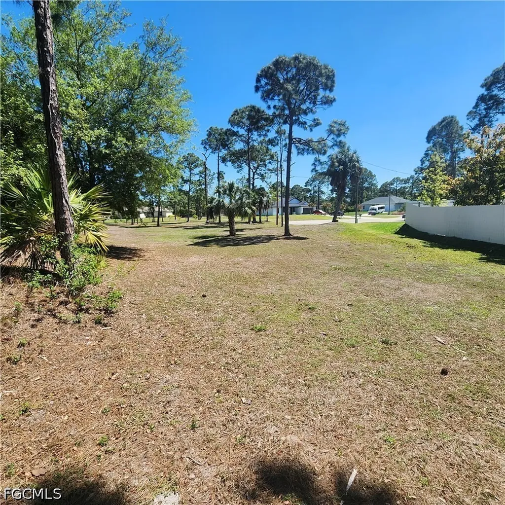 624 Beverly Place Lehigh Acres FL 33974