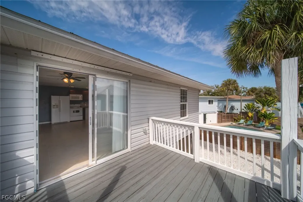 128 Eucalyptus Court Fort Myers Beach FL 33931