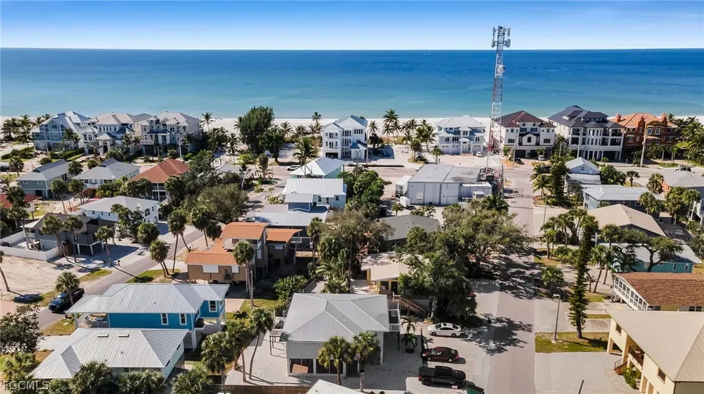 128 Eucalyptus Court Fort Myers Beach FL 33931