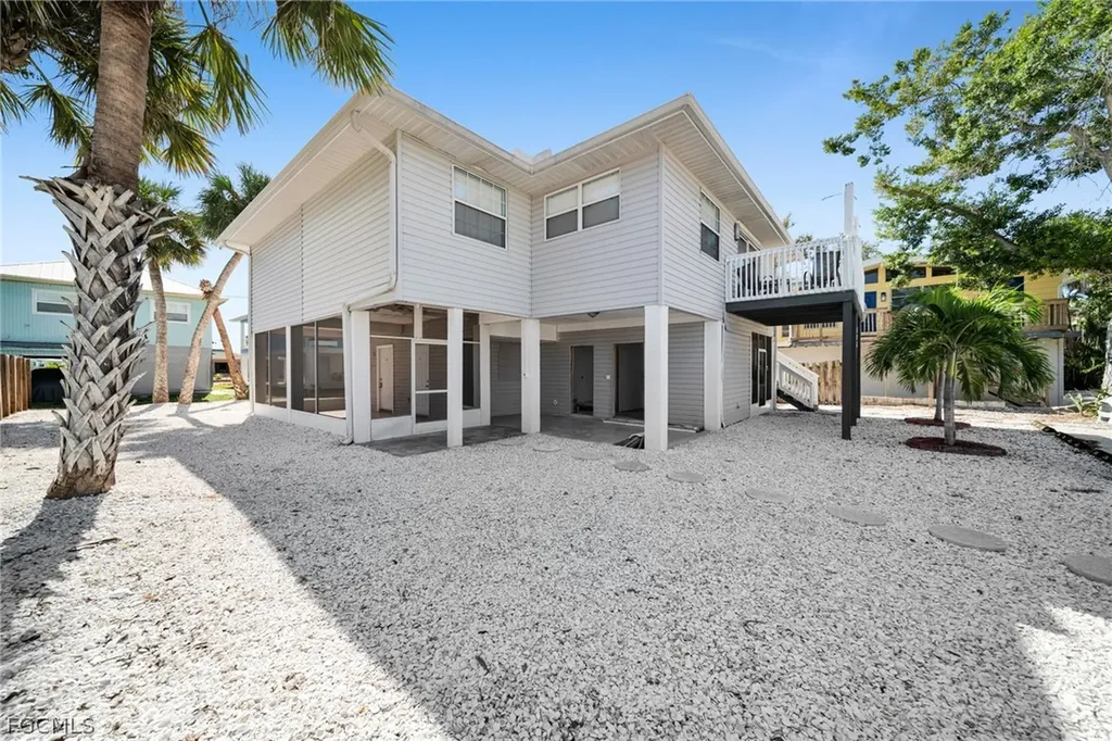 128 Eucalyptus Court Fort Myers Beach FL 33931