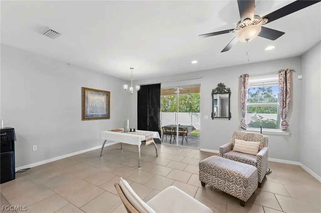 3768 Tilbor Circle Fort Myers FL 33916