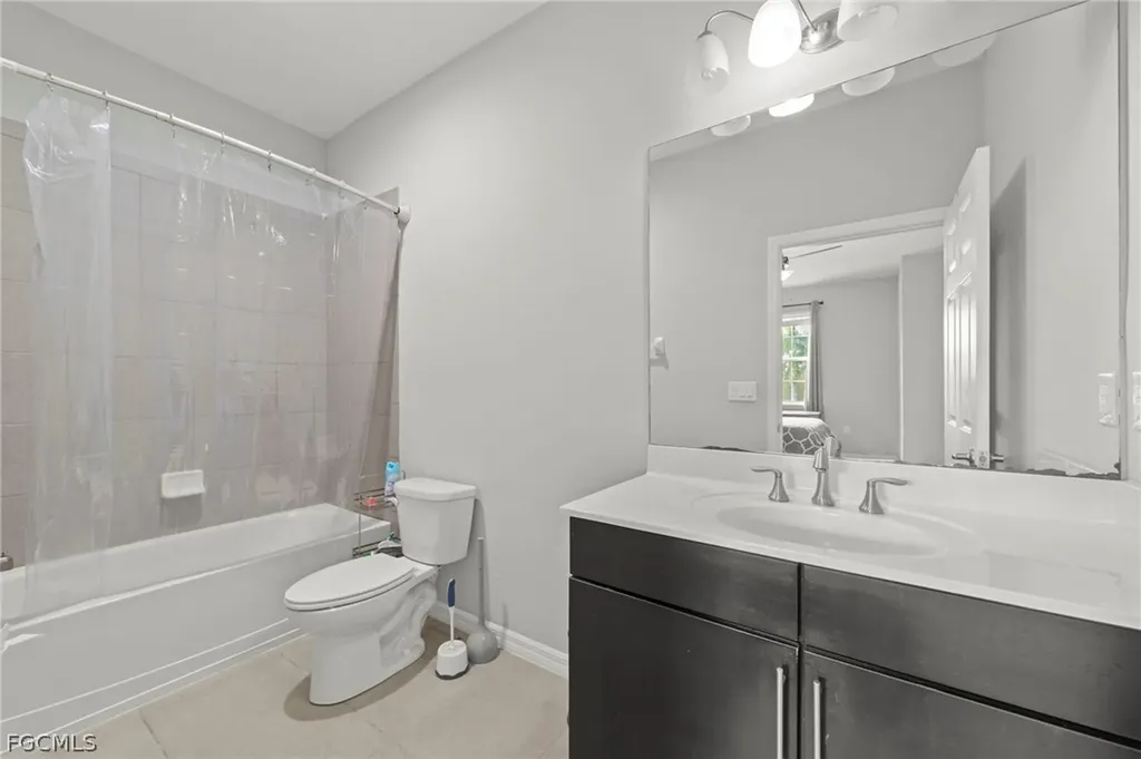 3768 Tilbor Circle Fort Myers FL 33916
