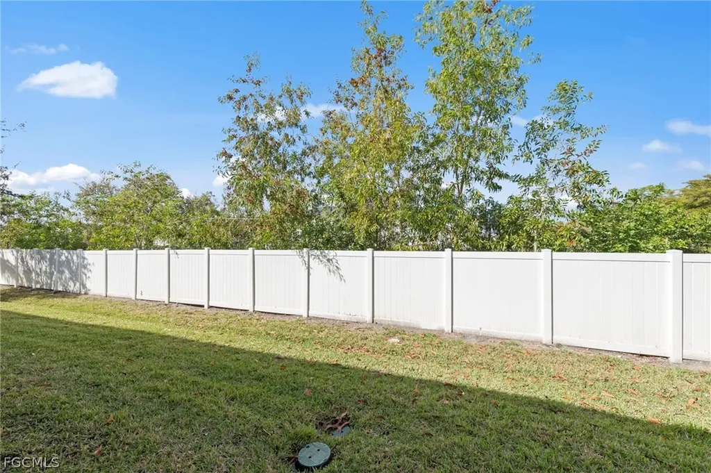 3768 Tilbor Circle Fort Myers FL 33916