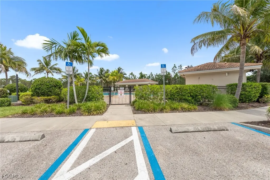 3768 Tilbor Circle Fort Myers FL 33916
