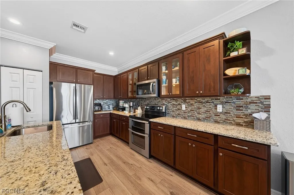 8313 Sumner Avenue Fort Myers FL 33908