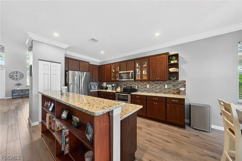 8313 Sumner Avenue Fort Myers FL 33908