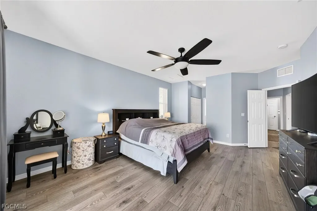 8313 Sumner Avenue Fort Myers FL 33908
