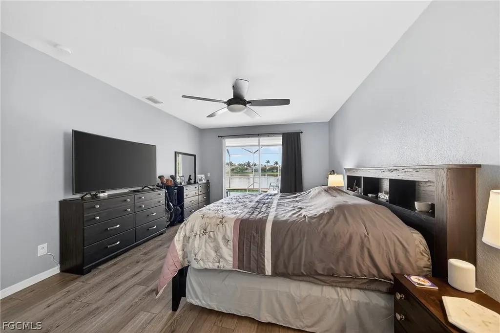 8313 Sumner Avenue Fort Myers FL 33908