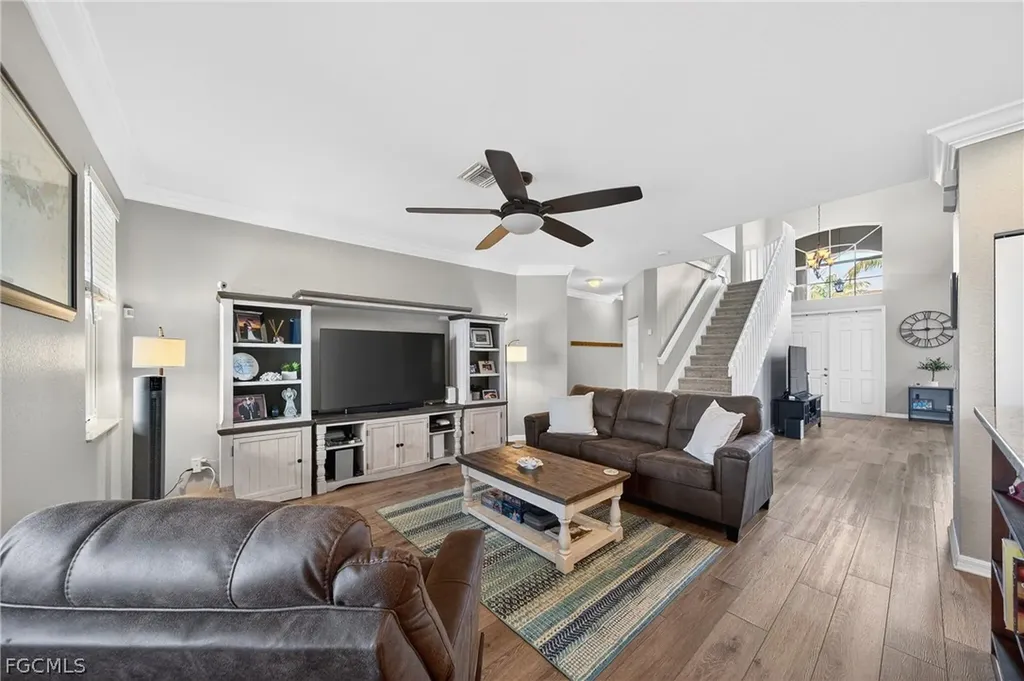 8313 Sumner Avenue Fort Myers FL 33908