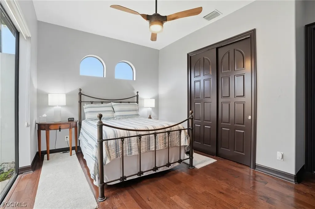 1929 Palaco Grande Parkway Cape Coral FL 33904