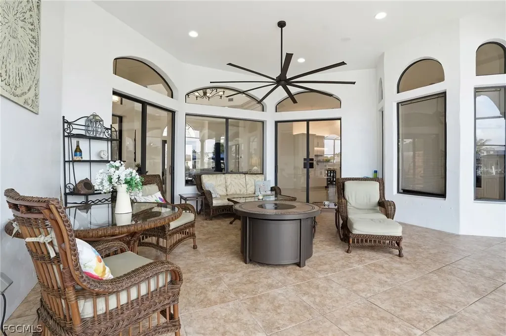 1929 Palaco Grande Parkway Cape Coral FL 33904