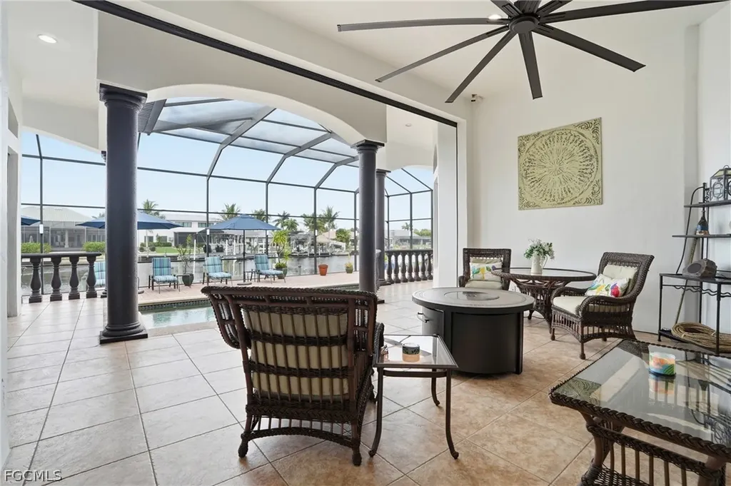 1929 Palaco Grande Parkway Cape Coral FL 33904