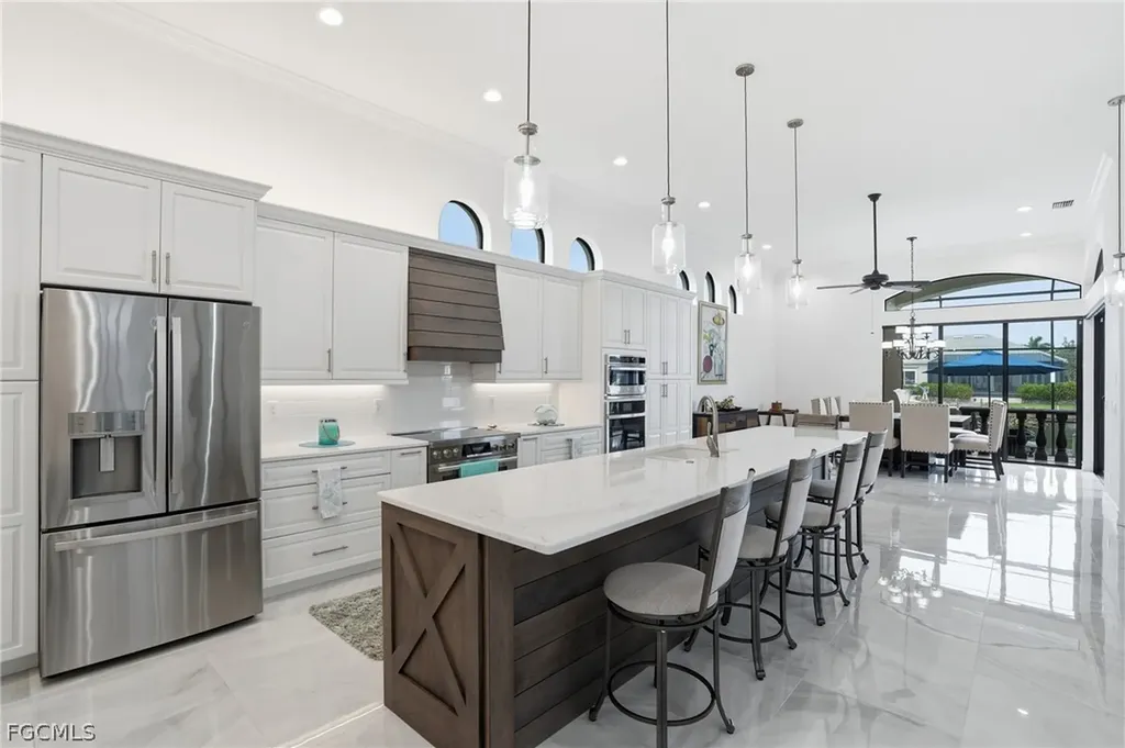 1929 Palaco Grande Parkway Cape Coral FL 33904