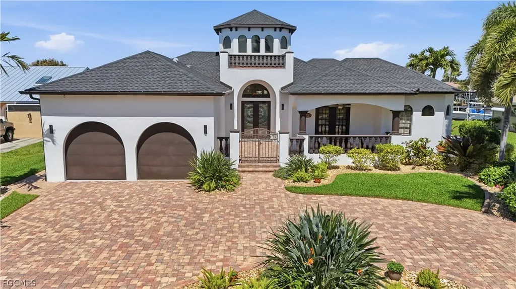 1929 Palaco Grande Parkway Cape Coral FL 33904