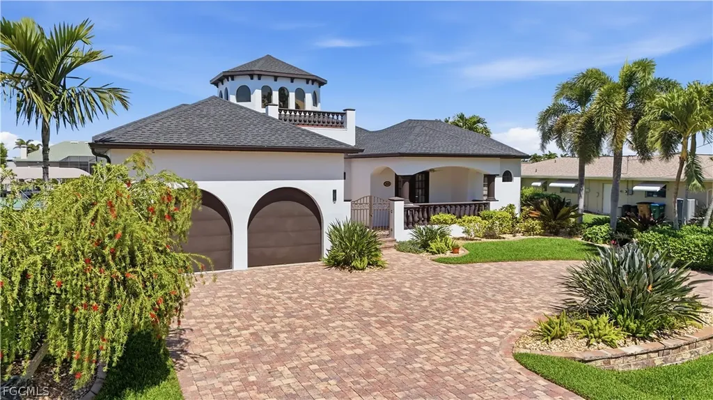 1929 Palaco Grande Parkway Cape Coral FL 33904