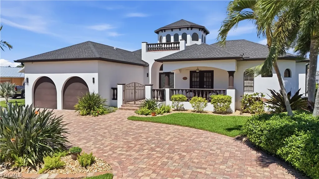 1929 Palaco Grande Parkway Cape Coral FL 33904