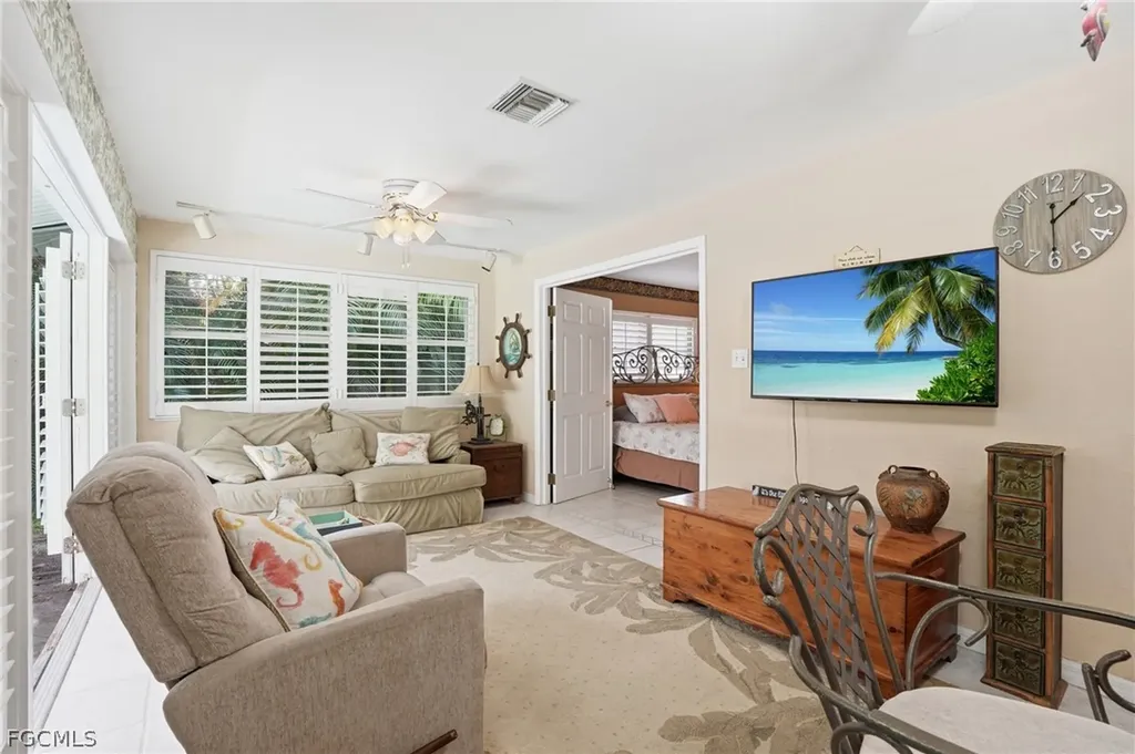 8948 Crest Lane Fort Myers FL 33907