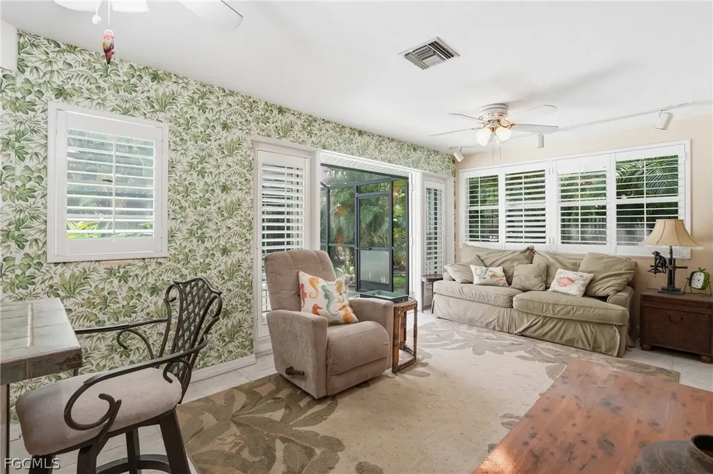 8948 Crest Lane Fort Myers FL 33907
