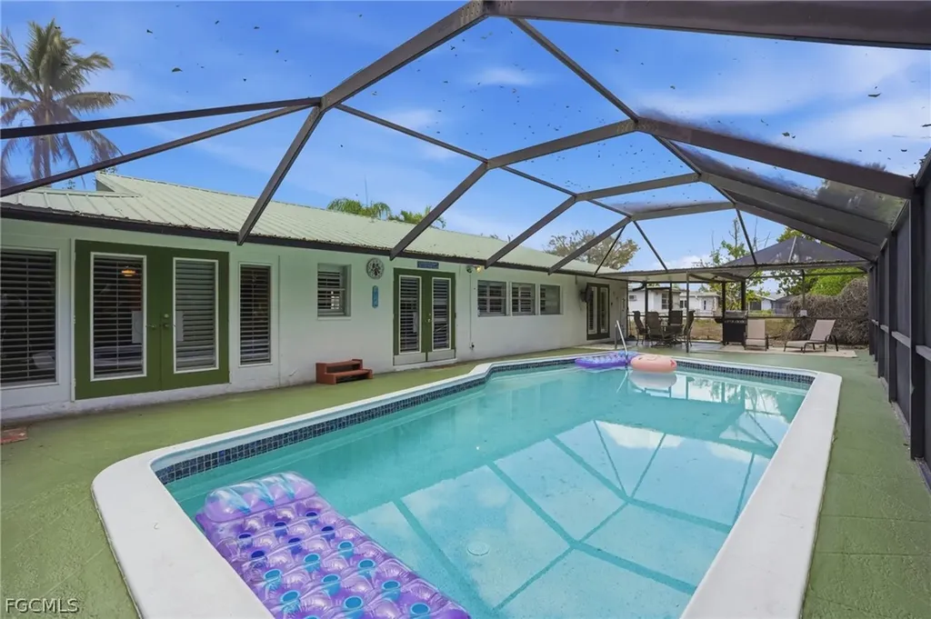 8948 Crest Lane Fort Myers FL 33907