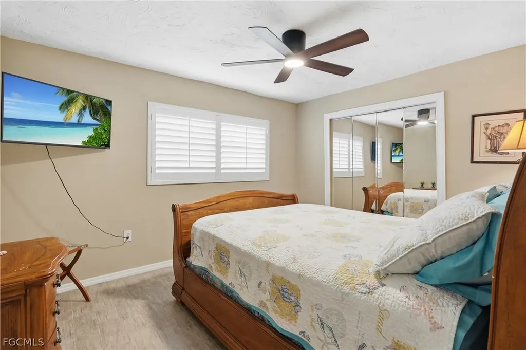 8948 Crest Lane Fort Myers FL 33907