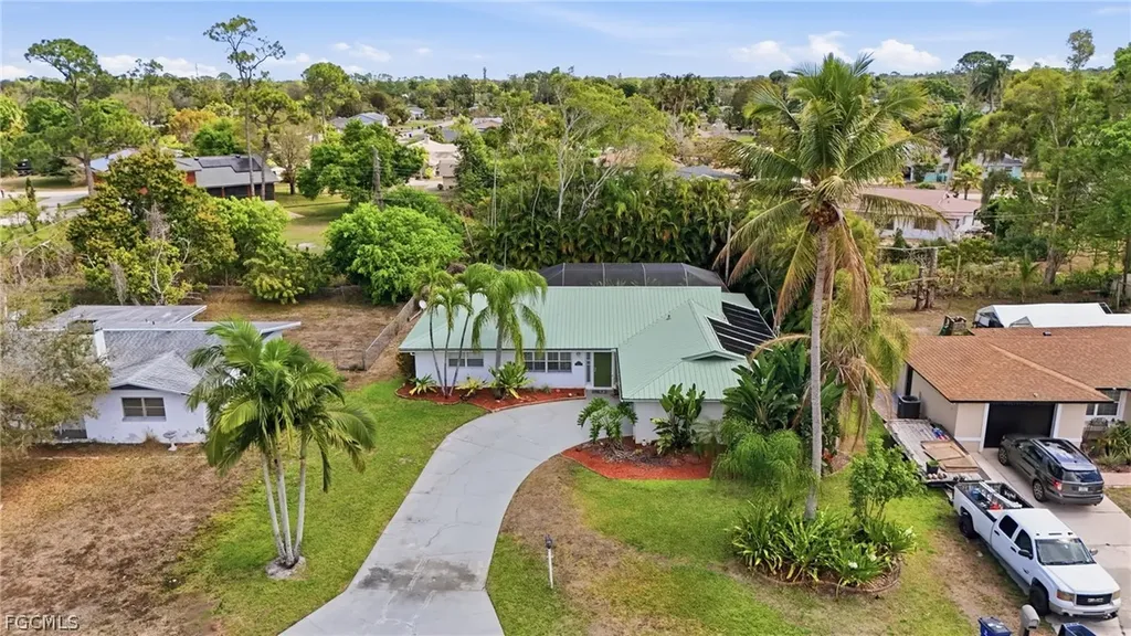 8948 Crest Lane Fort Myers FL 33907
