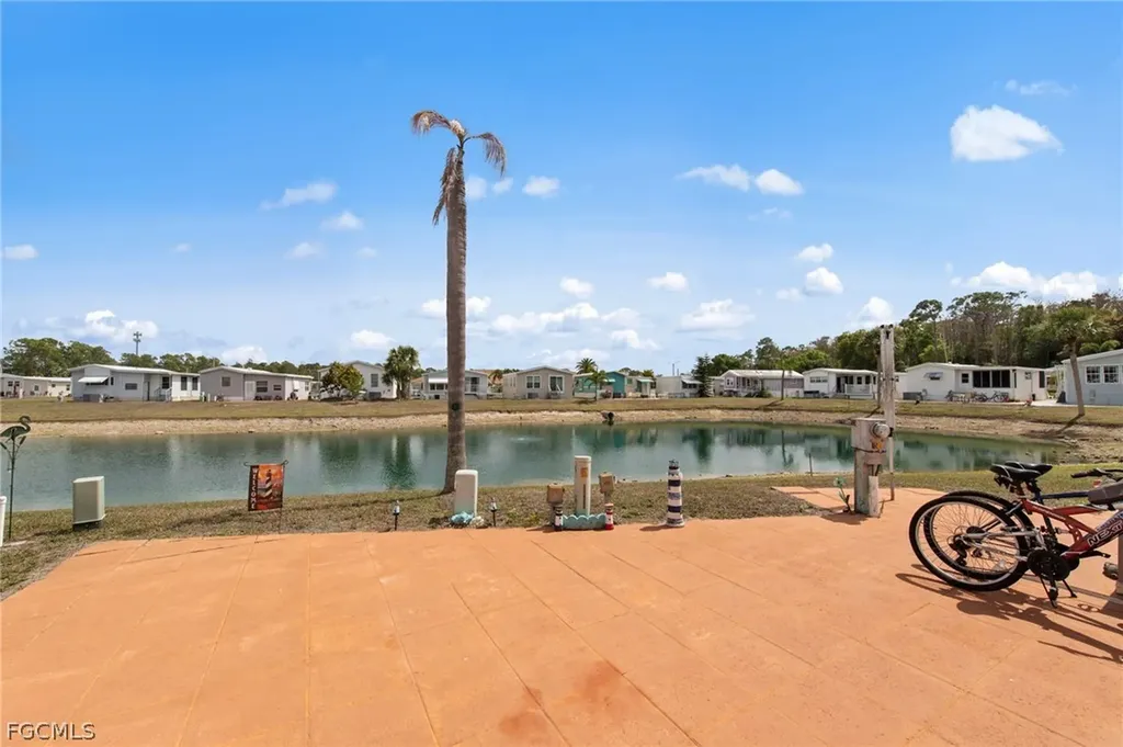 157 Caravan Circle North Fort Myers FL 33903