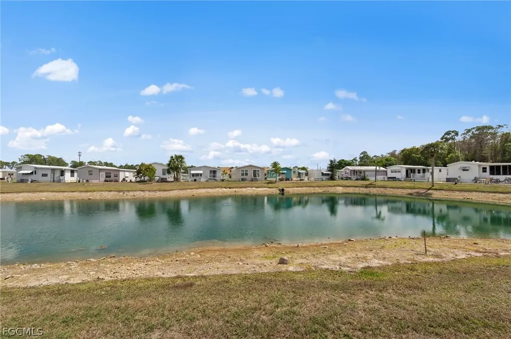 157 Caravan Circle North Fort Myers FL 33903