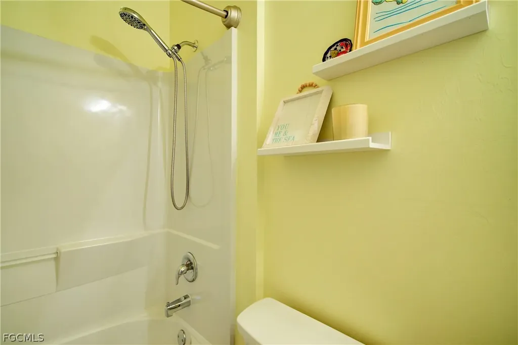 15216 Ligustrum Lane Alva FL 33920