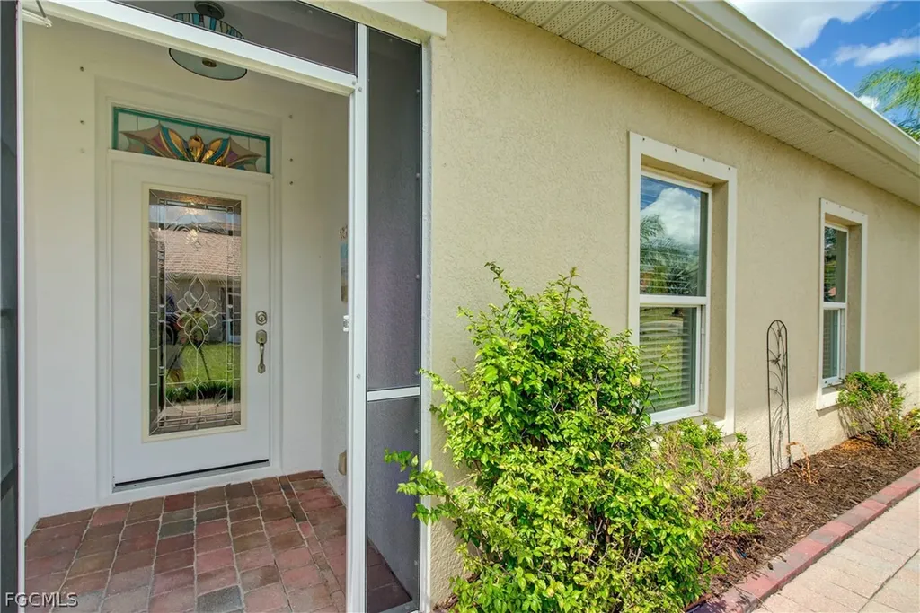 15216 Ligustrum Lane Alva FL 33920