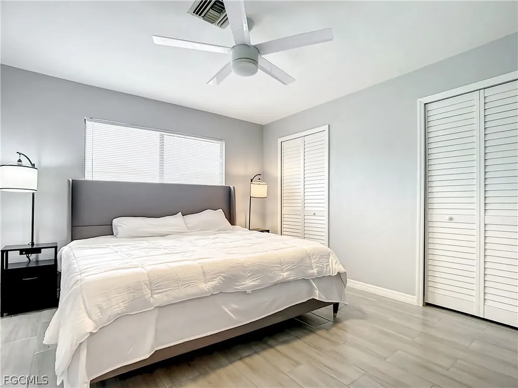 4928/5000 SW 16th Place Cape Coral FL 33914