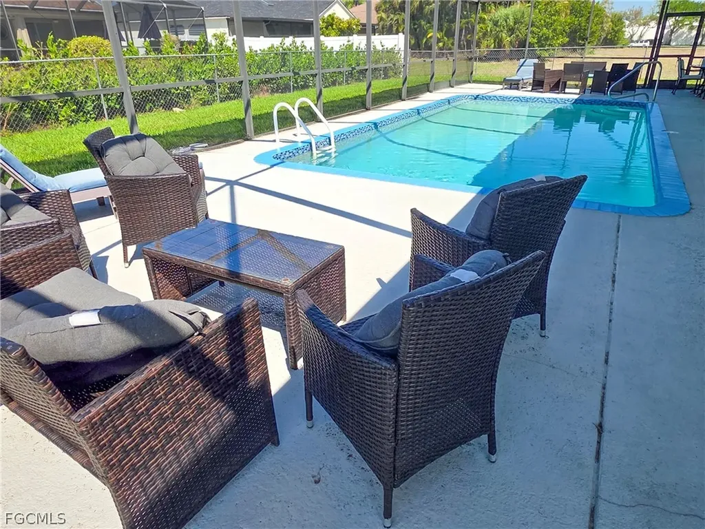 4928/5000 SW 16th Place Cape Coral FL 33914