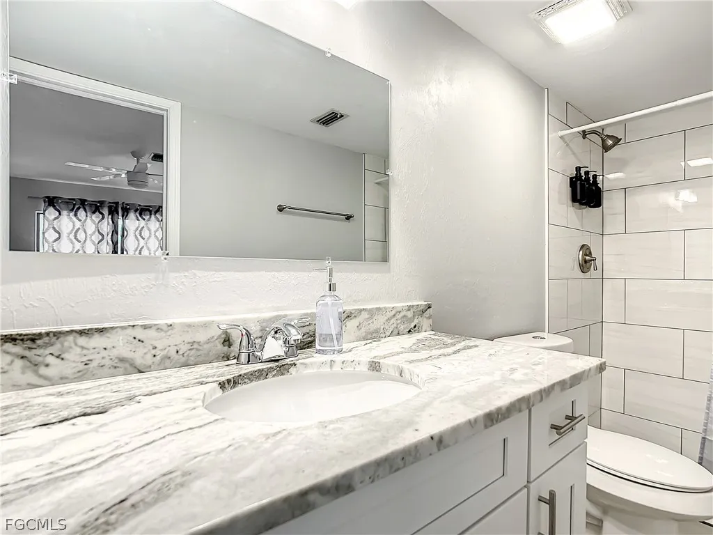 4928/5000 SW 16th Place Cape Coral FL 33914