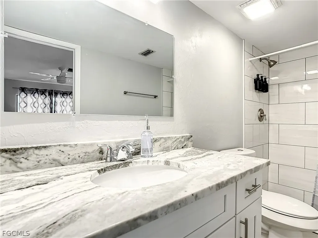 4928/5000 SW 16th Place Cape Coral FL 33914