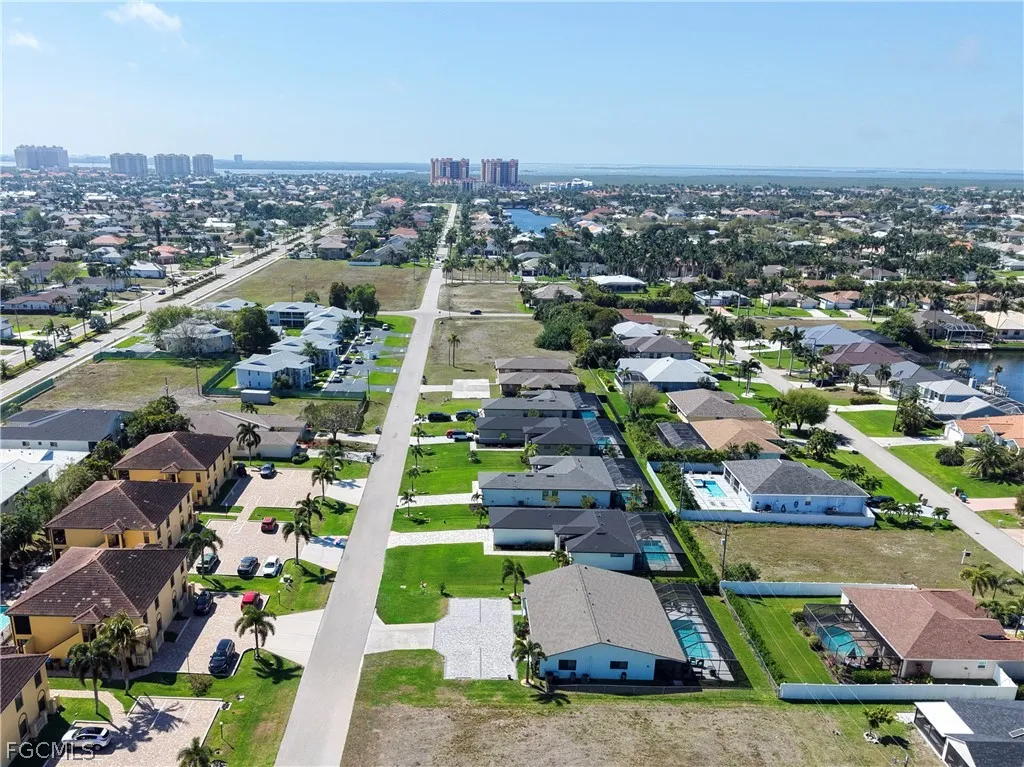 4928/5000 SW 16th Place Cape Coral FL 33914