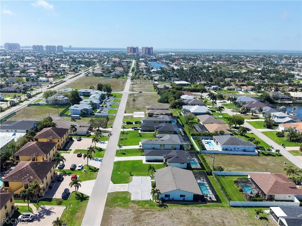 4928/5000 SW 16th Place Cape Coral FL 33914