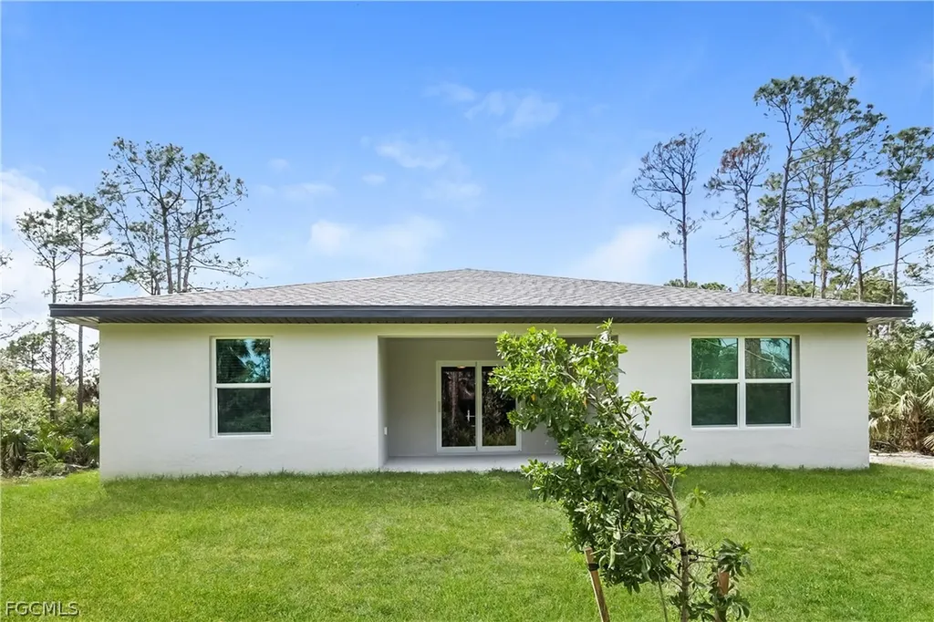 3614 64th Street W Lehigh Acres FL 33971