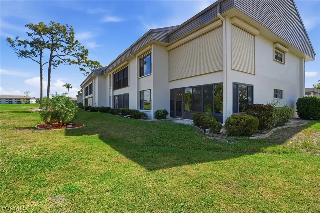 5765 Trailwinds Drive Fort Myers FL 33907